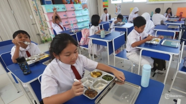 Tak Ada Susu di Makan Bergizi Gratis, BGN: Menu Susu Ada di Daerah Penghasil Sapi Perah, Cegah Impor