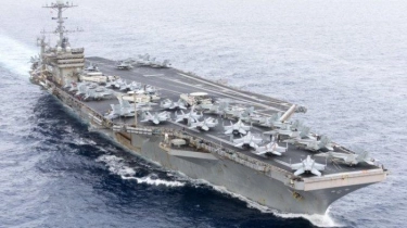 Serang Lebih Dulu Kapal Induk AS, Houthi Mengaku Sukses Gagalkan Serangan Besar ke Yaman