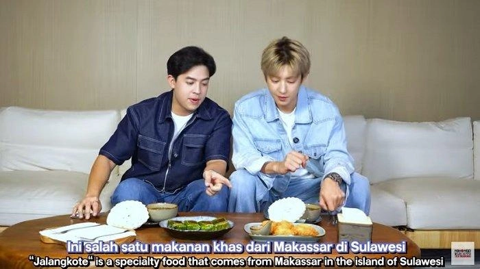 Ajak Idola K-Pop Chanyeol EXO Main Ular Tangga, Momen Jerome Polin Kenalkan Makanan Indonesia