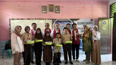 6 BUMN Sinergi Bagi Makan Bergizi Gratis untuk 280 Siswa SD di Bogor Jabar