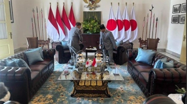 Momen PM Jepang Shigeru Ishiba Menunduk Tanda Hormat kepada Prabowo saat Bertemu di Istana Bogor