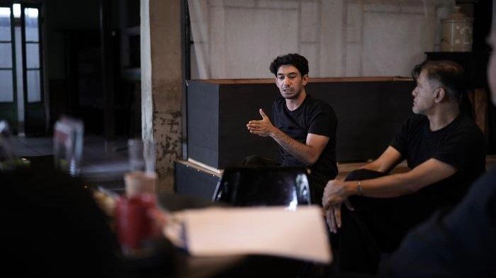 Reza Rahadian Merasa Terhormat Gabung Teater Populer di Lakon Dag Dig Dug Karya Putu Wijaya