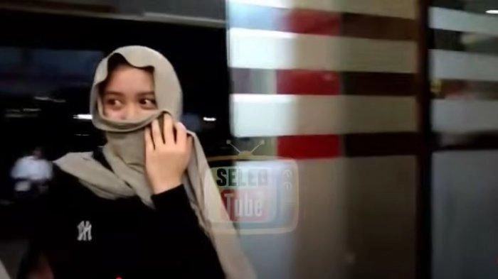 Polisi Bantah Lolly Jadi Tersangka, Singgung Psikis Anak Nikita Mirzani