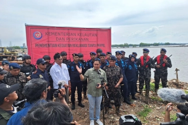 Pagar Laut di Bekasi, Awalnya Berstatus Legal, Kini Disegel KKP