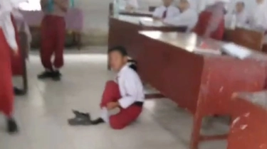 Polemik Siswa SD Duduk di Lantai Gegara Belum Bayar SPP, Settingan atau Tidak?
