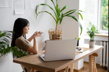 4 Cara Jitu Orang Introvert Mengatasi Pikiran Negatif yang Menghambat Ketentraman Jiwa Menurut Psikologi