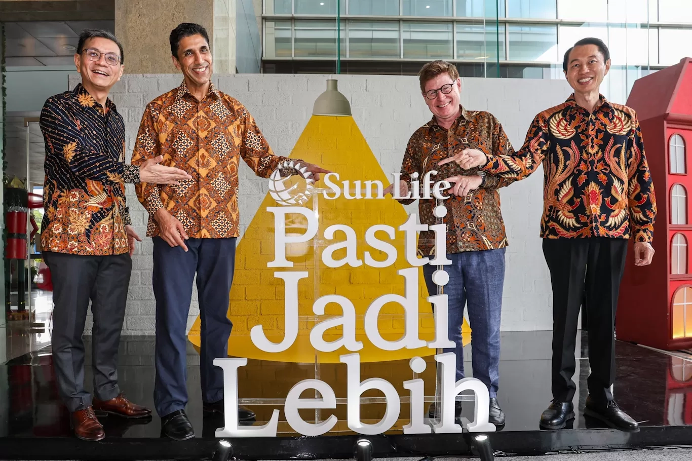 Proyeksi Ekonomi 2025: Sun Life Optimistis Asuransi di Indonesia Tumbuh Pesat