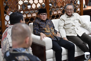Akan Buat MoU dengan Menteri PU, Menteri Desa PDT Yandri Siap Tuntaskan Jalan Rusak di Desa Tertinggal