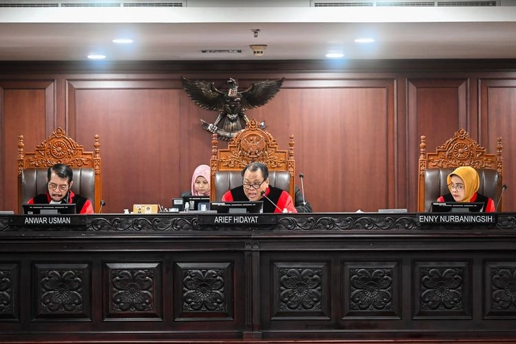 Calon Bupati Tolikara Terlambat Masuk Ruang Sidang, Hakim MK: Kalau Lihat Monas Jangan Kelamaan