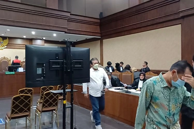 Jaksa KPK Sentil Pegawai Basarnas: Bapak ''Iya Iya'' Saja, tapi Enggak Tahu