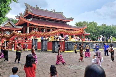 Kelenteng Sam Poo Kong Semarang, Sejarah dan Daya Tarik Wisatanya