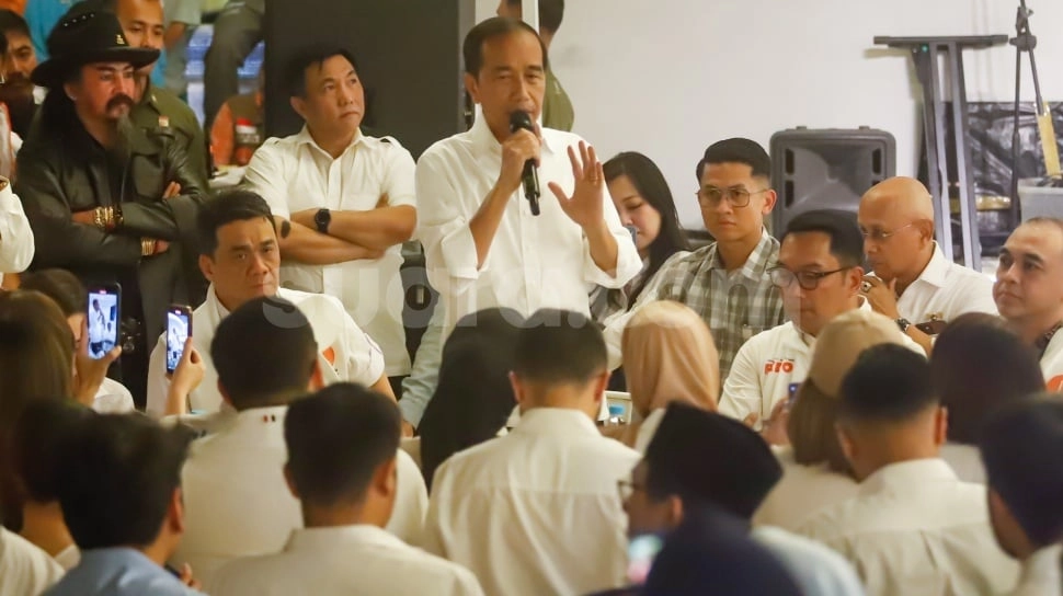 Analis: Politik Bikin Candu, Jokowi Masuk Partai Tinggal Menunggu Waktu