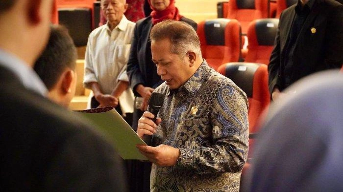 Ferry Juliantono Minta Alumni Kedokteran UNPAD Berperan Tingkatkan Pelayanan Kesehatan Masyarakat