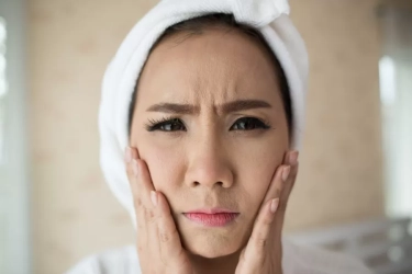 7 Kebiasaan Orang yang Terlihat Jauh Lebih Tua dari Usianya, Apakah yang Membuat Mereka Menua Lebih Awal?