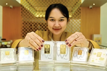 Akhir Pekan, Harga Emas Antam Tembus Rp 1.587.000 Per Gram