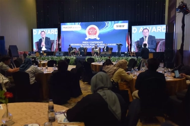 Gelar Indonesia Digital Popular Brand Summit 2025,  Sejumlah Perusahaan Raih Apresiasi
