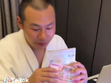 Viral WNA Tiongkok Diduga Sogok Petugas Imigrasi, Menteri Agus Cek Kebenarannya