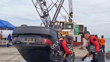 Mobil Toyota Vios Anggota BIN Hendrawan Ostevan Terendam Lumpur di Kedalaman 6 Meter