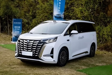 Kendaraan Energi Baru Terus Bertumbuh, Mobil Listrik Sumbang 9 Persen dari Total Armada di Jalan Raya Tiongkok