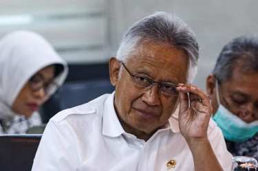 Viral Didemo Pegawai Usai Diduga Menampar dan Pecat Semena-mena, Mendikti Saintek Satryo Soemantri Punya Harta Rp 46 Miliar