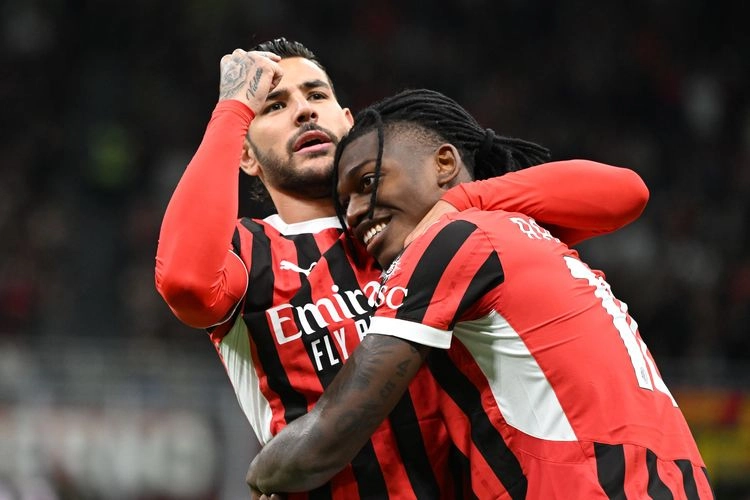 Capello Nilai AC Milan Tak Berubah, Masih Tergantung Sayap Kiri