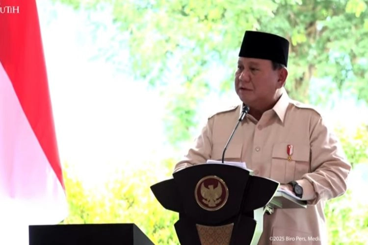 Resmikan 37 Proyek Tenaga Listrik Sekaligus, Prabowo: Ada Enggak Negara Lain yang Bisa?