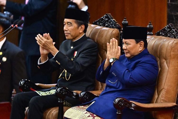 Survei Litbang Kompas: Citra Positif Prabowo Ungguli Jokowi