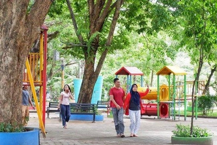 Taman Kambang Iwak Besak Palembang, Bisa Piknik di Tengah Kota