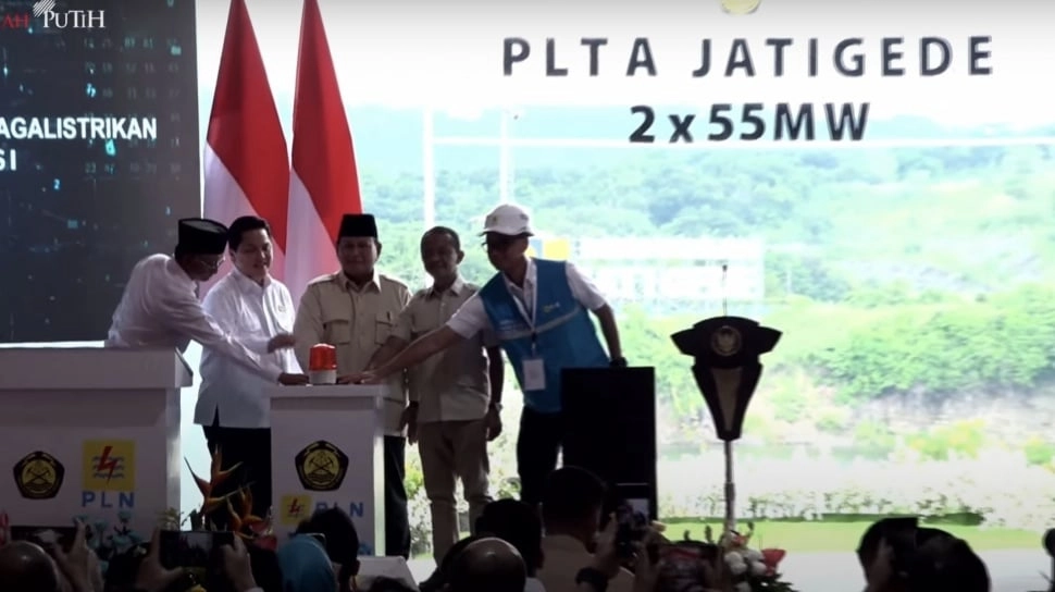 Resmikan 37 Proyek Ketenagalistrikan Serentak, Prabowo Anggap yang Terbesar di Dunia