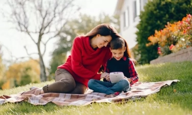 5 Kebiasaan Sederhana yang Diterapkan oleh Seorang Ibu agar Anak Memiliki Kecerdasan Emosional Tinggi