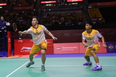 Start Buruk Sabar/Reza sebagai Ganda Putra Nomor 10 Dunia: Langsung Kandas di 32 Besar Indonesia Masters 2025!
