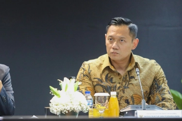 AHY Ajak Investor Asing Ikut Bangun Infrastruktur Indonesia, Termasuk Tanggul Laut Raksasa