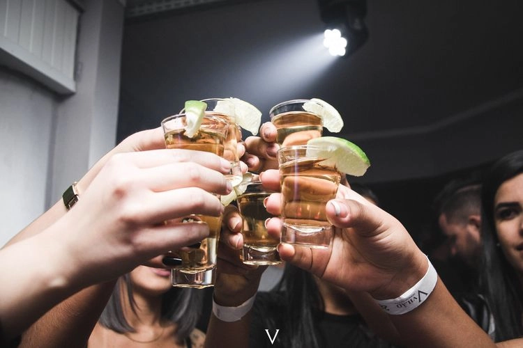 Bagaimana Alkohol Bisa Menyebabkan Kanker?