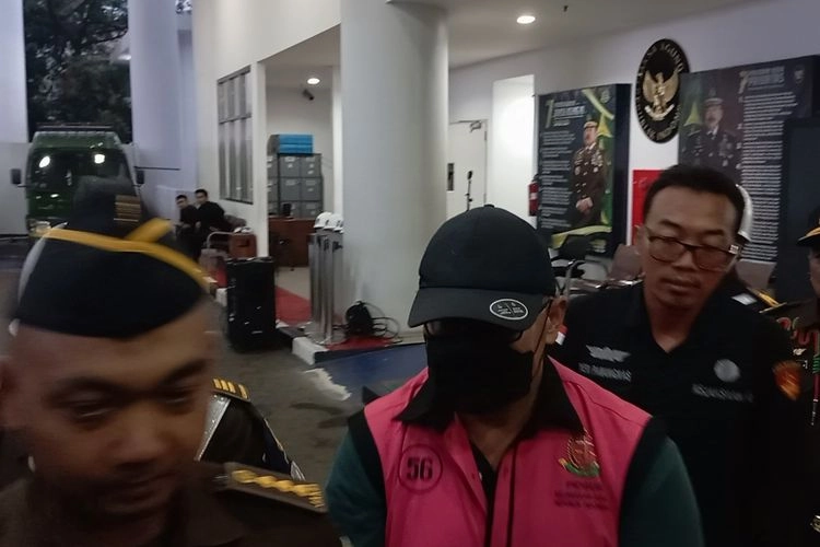 Buronan Kasus Impor Gula Zaman Tom Lembong Ditangkap di Pangkalan Bun