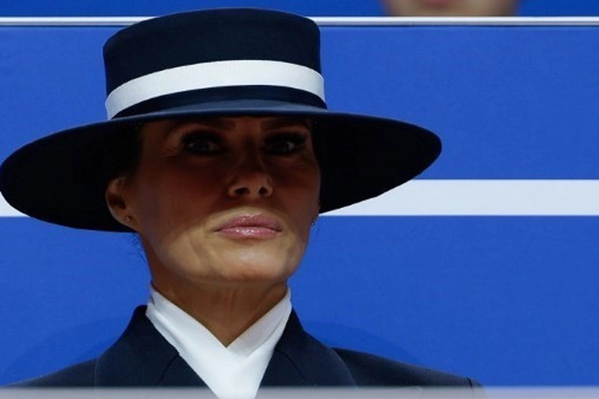 Gaya Melania Saat Pelantikan Donald Trump,''Chic'' dengan Topi Lebar