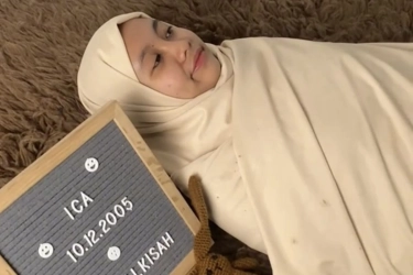 Ramai Tren Telat Foto Newborn, Apa Manfaatnya Melakukan 