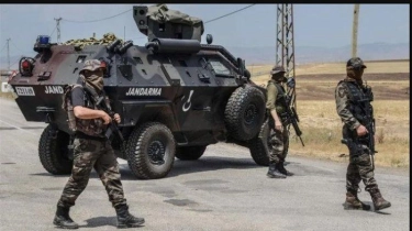 Bentrokan Hebat Terus Terjadi di Suriah Utara Saat Damaskus Berupaya Melucuti Senjata Pasukan Kurdi