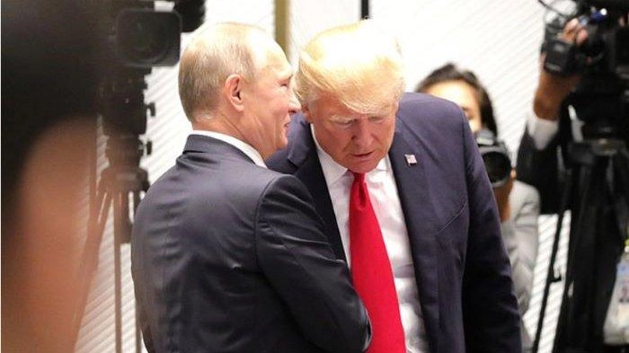 Vladimir Putin Beri Ucapan Selamat kepada Donald Trump, Isyarat Siap Berunding?