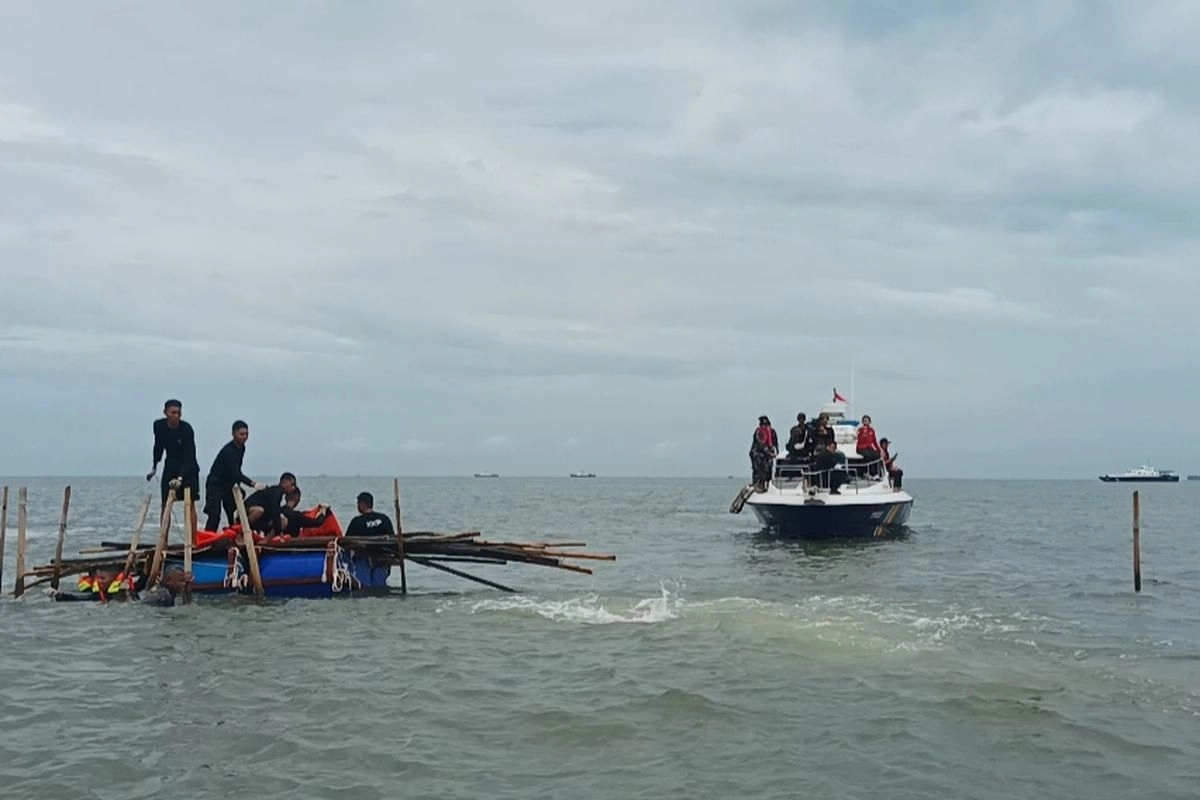 Pagar Laut Tangerang Dibongkar, Menteri KP Tegaskan Proses Hukum Terus Lanjut
