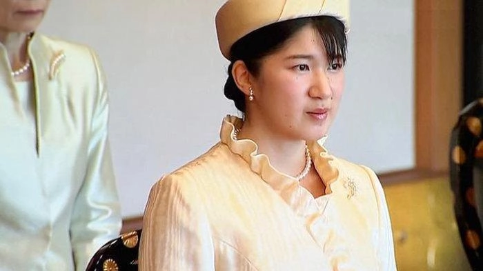 Pertama Kali Aiko Hadir dalam Upacara Lagu Tahun Baruan Kekaisaran Jepang