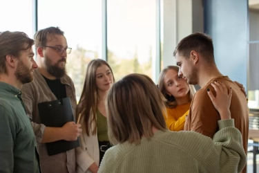 7 Situasi Dalam Hidup Dimana Hal Terbaik yang Dapat Anda Lakukan Adalah Tetap Diam dan Tidak Bereaksi