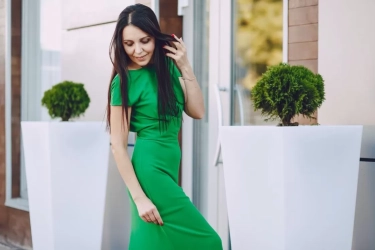 Suka Warna Hijau? Kenali Karakteristik Seseorang yang Menyukai Warna Hijau yang Dipecaya Mampu Memberi Kesejahteraan