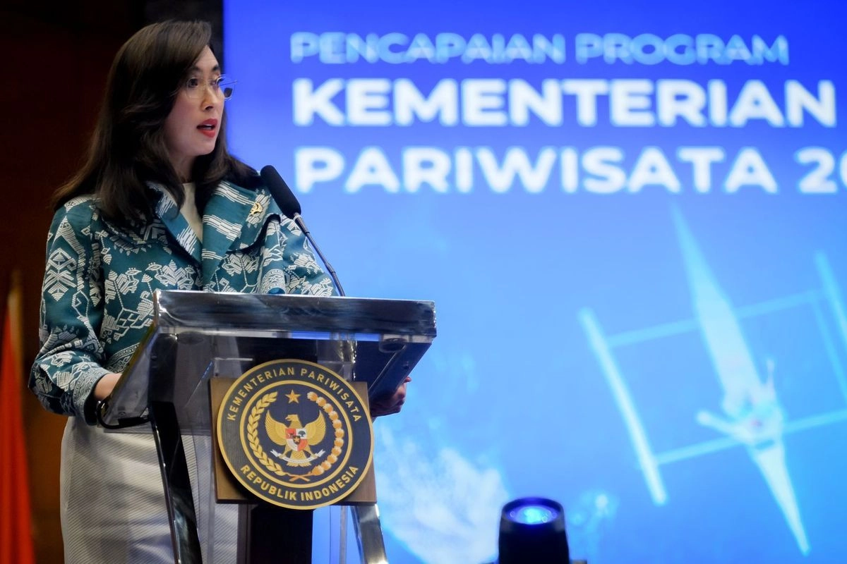 Jadi Menteri Terkaya, 6 Potret Widiyanti Putri Wardhana Berkebaya