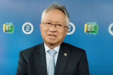 Mendikti Sebut Pemerintah Belum Bahas Wacana Izin Tambang untuk Perguruan Tinggi