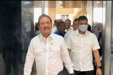 Menteri KP Tegaskan Posisi Pagar Laut Tangerang di Luar Area PSN PIK 2