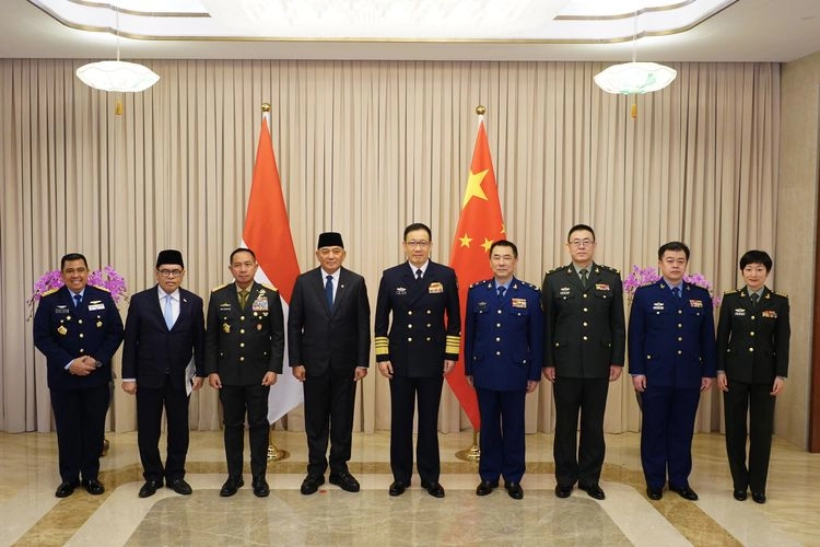 Temui Menhan China, Menhan Sjafrie: Indonesia Perlu Terus Menimba Ilmu Teknologi dan Militer