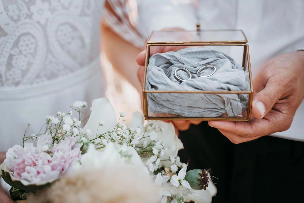Tip Menemukan Cincin Kawin yang Tepat sebagai Simbol Perjalanan Cinta