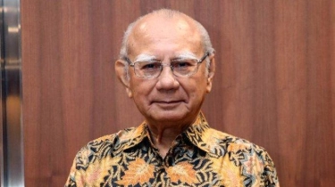 Prof. H. Emil Salim, S.E., M.A., Ph.D.