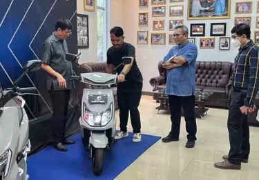 Subsidi Motor Listrik Belum Jelas, Produsen Lokal Berikan Potongan Harga Mandiri