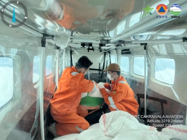 Tanggulangi Banjir dan Longsor di Jateng, BNPB Laksanakan OMC di Pesisir Utara